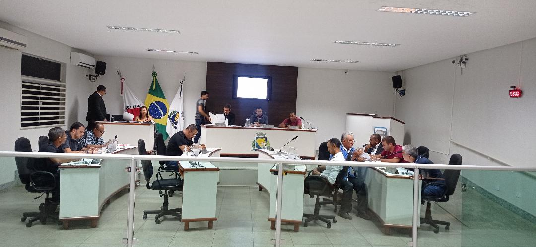 Resumo da 5ª Reunião Ordinária - Terceira Sessão Legislativa - Legislatura 2021-2024 realizada no dia 06 de março de 2023 às 18:00 horas